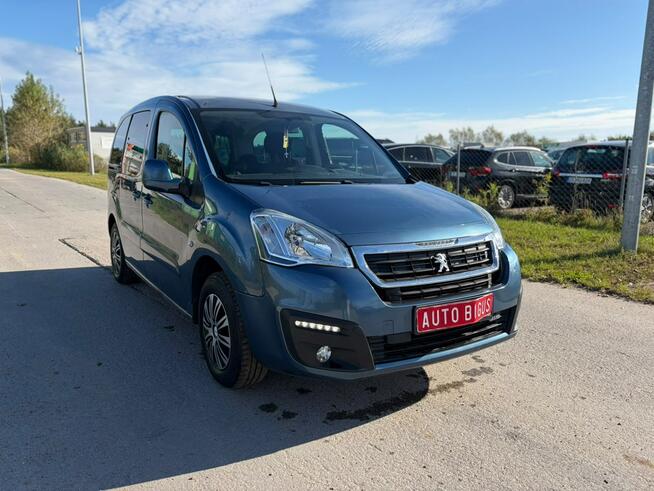 Peugeot Partner dla przewozu osób niepełnosprawnych Lębork - zdjęcie 3