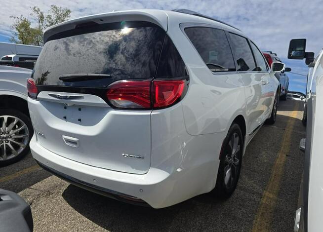 Chrysler Pacifica LIMITED / Benzyna / niski przebieg Warszawa - zdjęcie 4
