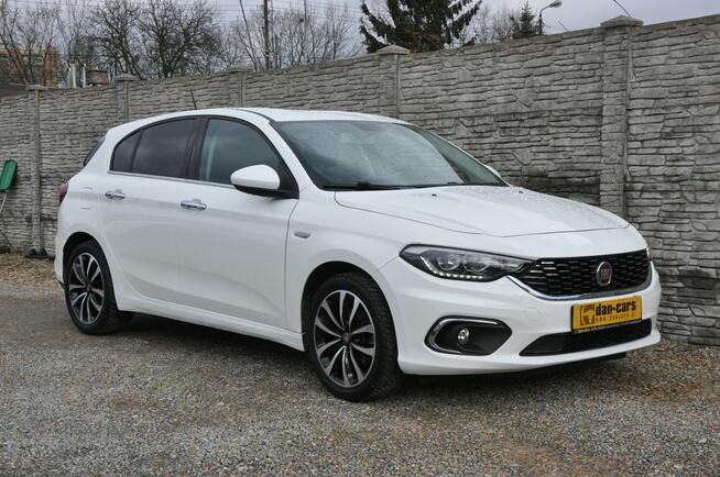Fiat Tipo 1.4 95KM hatchback LED Navi Kamera Czujniki Alufelgi Dąbrowa Górnicza - zdjęcie 7