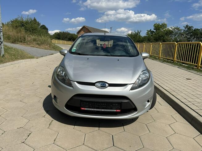 Ford Fiesta Opłacony Benzyna Klima Grzane fotele Gostyń - zdjęcie 2