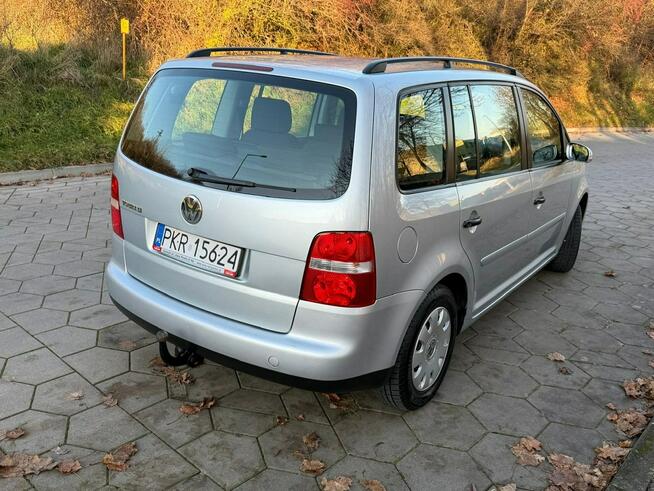 Volkswagen Touran 1.6 Benzyna 7osób Zarejestrowany Gostyń - zdjęcie 6