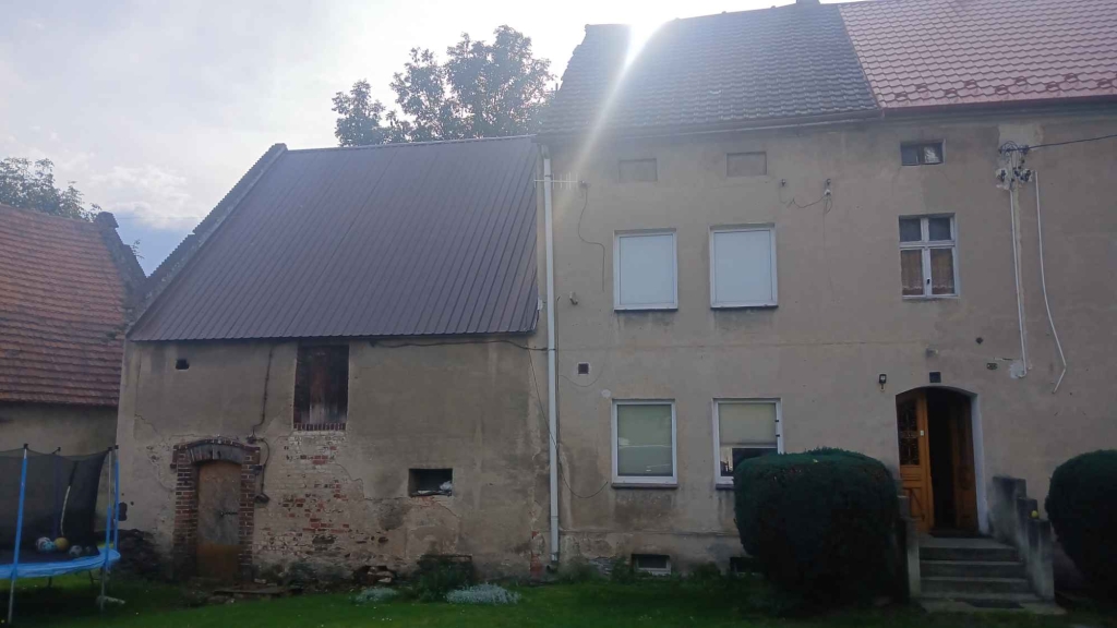 Sprzedam pół domu na w Piekarach gm. Udanin Piekary - zdjęcie 3