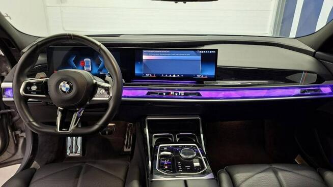 BMW 740 d xDrive M Sport G70 Steptronic Grójec - zdjęcie 10