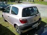 Toyota Yaris w bardzo dobry stan techniczny Katowice - zdjęcie 4
