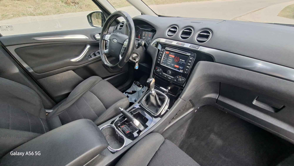 Ford esmaxs Gdynia - zdjęcie 9