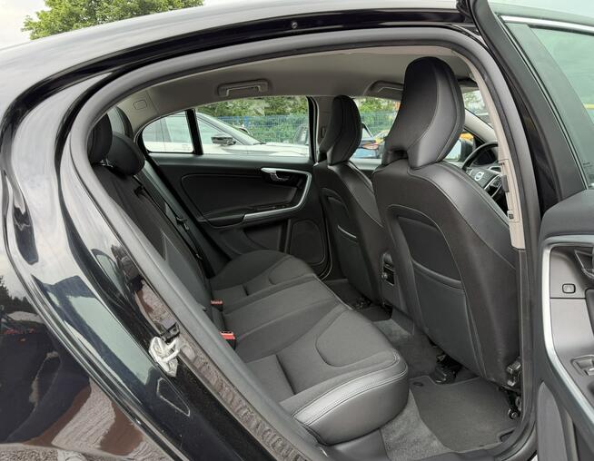 Volvo S60 150PS,D3,Momentum Kamienna Góra - zdjęcie 12