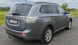 Mitsubishi Outlander 2.0 PHEV LPG Instyle Navi Plus Łódź - zdjęcie 2