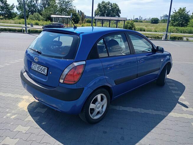 KIA RIO II 1.4 16V benzynowy 2005r Stargard - zdjęcie 6