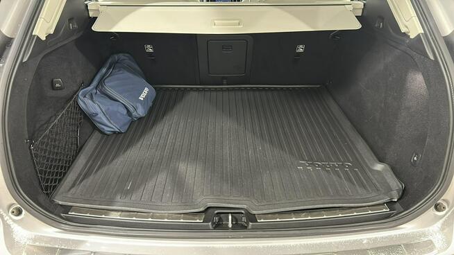 Volvo XC 60 B5 D AWD Plus Bright hak Warszawa - zdjęcie 11