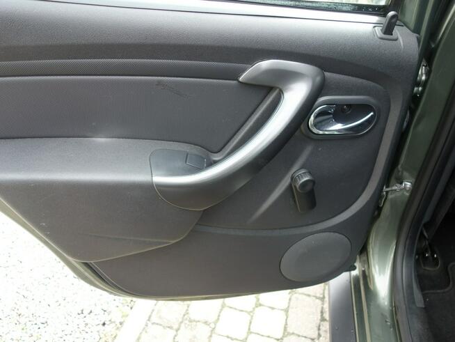 Dacia Duster 2014 1.2 benzyna 125km przebieg 115tyś nawi klima Słupsk - zdjęcie 9