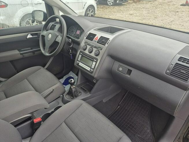 Volkswagen Touran 1,6Mpi* Klimatronik* Mały przebieg Bydgoszcz - zdjęcie 12