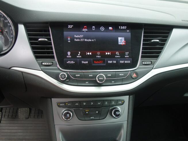 Opel Astra Sports Tourer z 2017 roku z silnikiem 1.6 (1598 cm³) Słupsk - zdjęcie 11