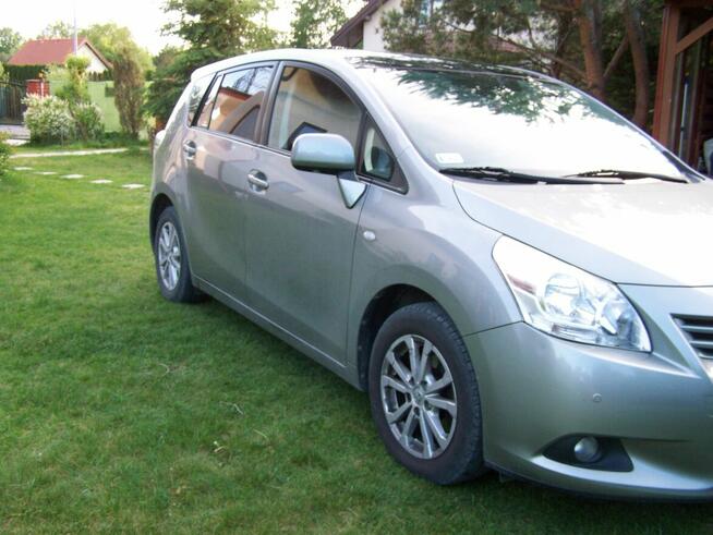 Toyota Verso 1.8 Premium EU5 Lesznowola - zdjęcie 9