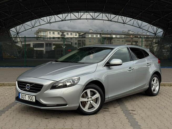 Volvo V40 D3 Summum Manual Klima  Nawigacja Kamera Serwis 2 Klucze Ostrów Mazowiecka - zdjęcie 9