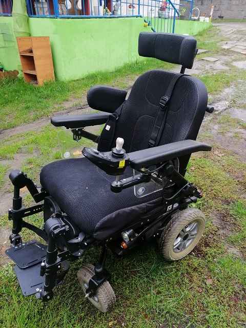 Sprzedam wózek inwalidzki o napędzie elektrycznym Trzcianka - zdjęcie 2