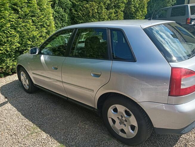 Sprzedam Audi A3, 1.6 benzyna Ostrowiec Świętokrzyski - zdjęcie 9