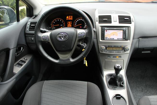 Toyota Avensis 147 KM Benzyna Przebieg 96 tys km Sedan Lubań - zdjęcie 9