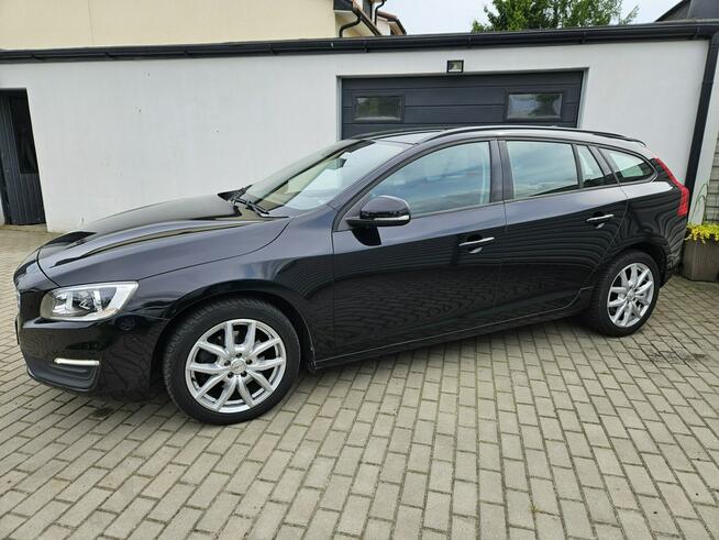 Volvo V60 D2 1.6 115KM manual BEZWYPADEK bardzo zadbany NAVI BDB stan Gdynia - zdjęcie 12