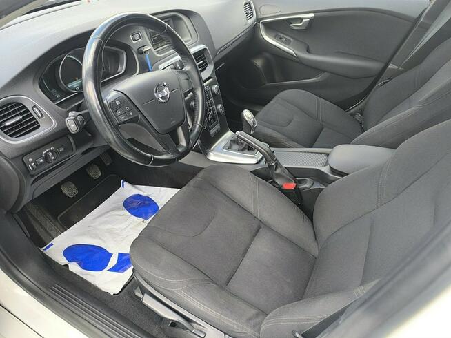 Volvo V40 Tomaszów Mazowiecki - zdjęcie 10