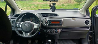 Toyota Yaris 1,3 benzyna Lublin - zdjęcie 9