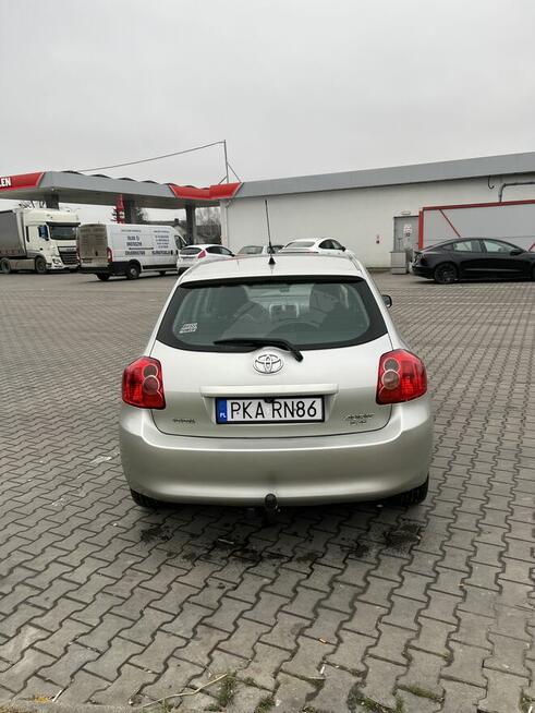 Toyota Auris Kalisz - zdjęcie 8