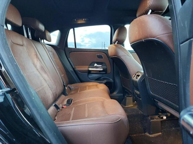 Mercedes GLA 250 4Matic / pakiet AMG / niski przebieg Tarnów - zdjęcie 11