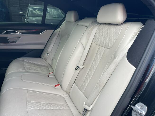 BMW 750 Salon PL xDrive Pamięć Harman/Kardon Kamera Pneumatyka Gliwice - zdjęcie 11