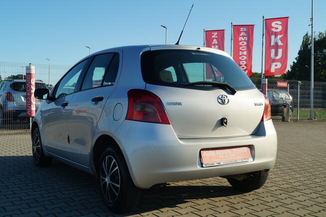 Toyota Yaris SALON POLSKA 1.0 BENZ 69KM KLIMATYZACJA SPRAWNA Goczałkowice-Zdrój - zdjęcie 5