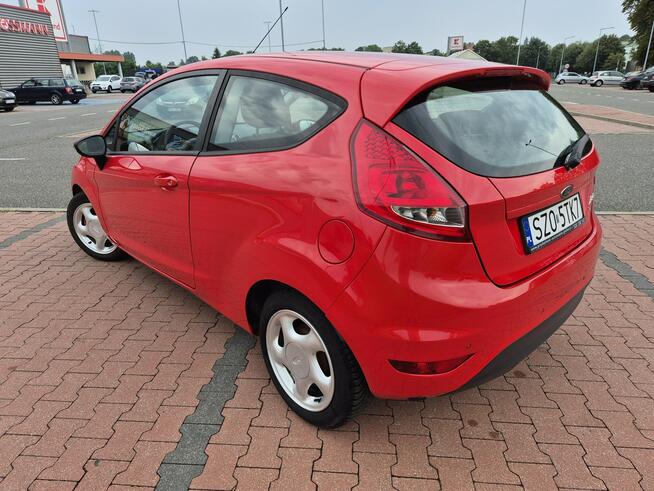 Ford Fiesta 1.2i 70KM Gaz KLIMA Zadbana Bez wkładu Do jazdy Zielona Łąka - zdjęcie 7