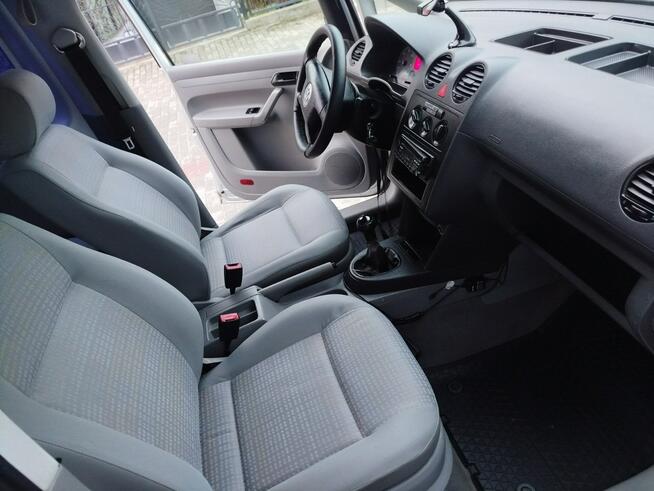 Volkswagen Caddy zarejestrowany 5 osobwy sprawny Toruń - zdjęcie 3