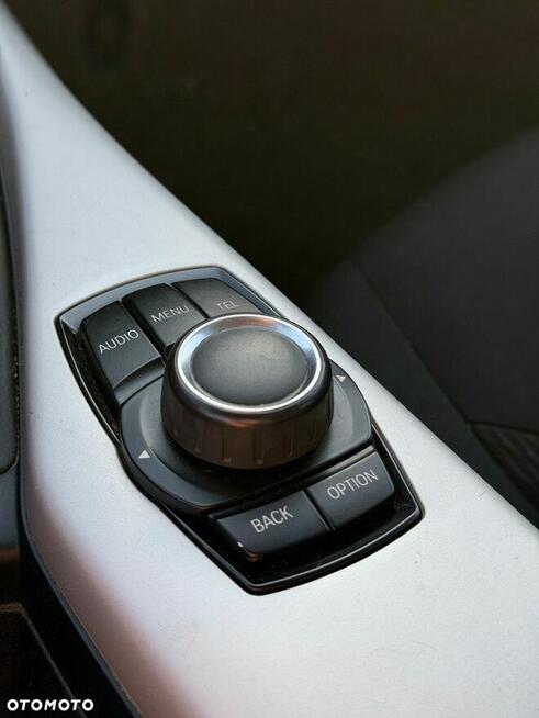 BMW Seria 1 116i Advantage Kielce - zdjęcie 4
