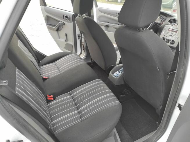 Ford Focus mk2 benzyna Rzeszów - zdjęcie 9