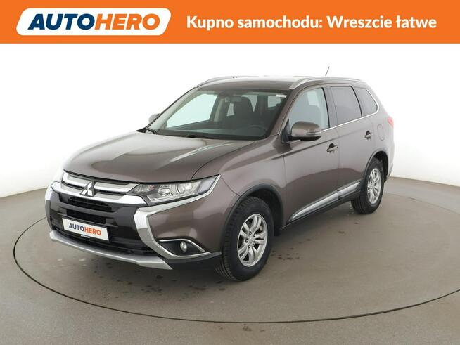Mitsubishi Outlander auto klima kamera navi Warszawa - zdjęcie 1