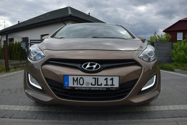 Hyundai i30 1.6D Klima Led Brązowy PDC Sprowadzony Opłacony Majdan Sieniawski - zdjęcie 6