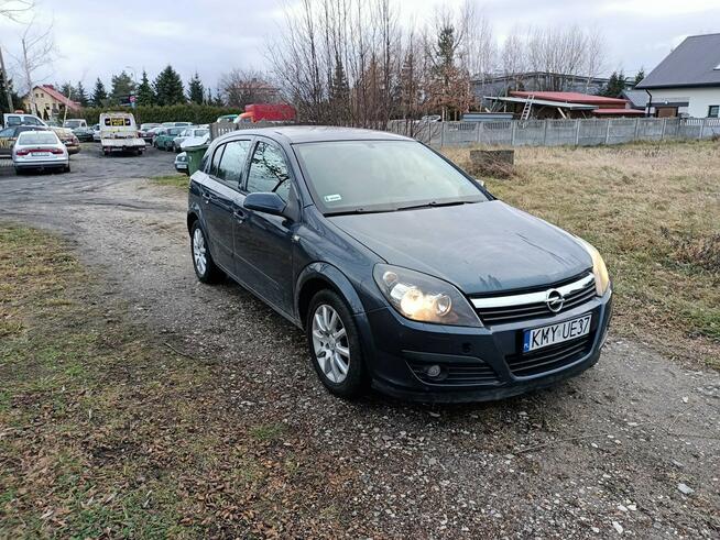 Opel Astra 1.3CDTI 90km 06r Tarnów - zdjęcie 1