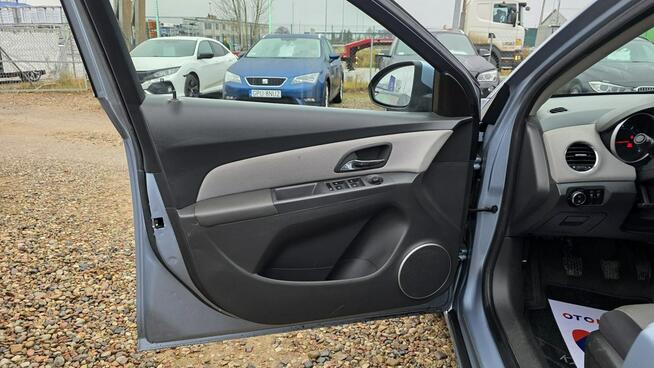Chevrolet Cruze Mały Przebieg 68 tys przebiegu Lębork - zdjęcie 10