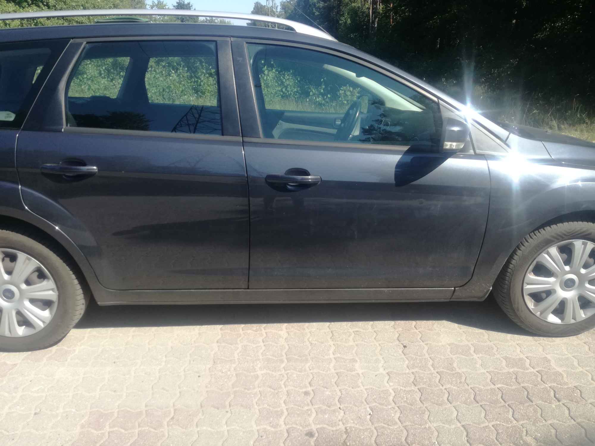 Sprzedam samochód Ford Focus kombi 1.6 2010 r Włocławek - zdjęcie 6