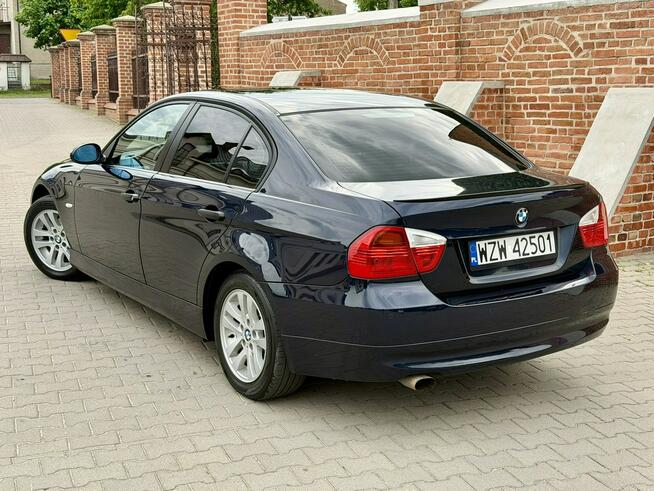 BMW 320 Xenon PDC ! Zarejestrowana ! Super Stan ! 170 tys. km. ! Zwoleń - zdjęcie 2