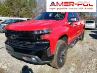 Chevrolet Silverado 2020, 5.3L, 4x4, uszkodzony bok