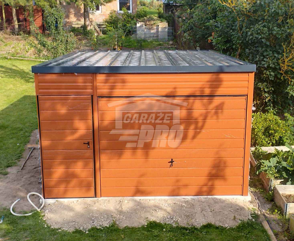 Garaż blaszany 4x5 Brama drewnopodobny złoty dąb Dach dwuspadowy GP199 Jarocin - zdjęcie 4