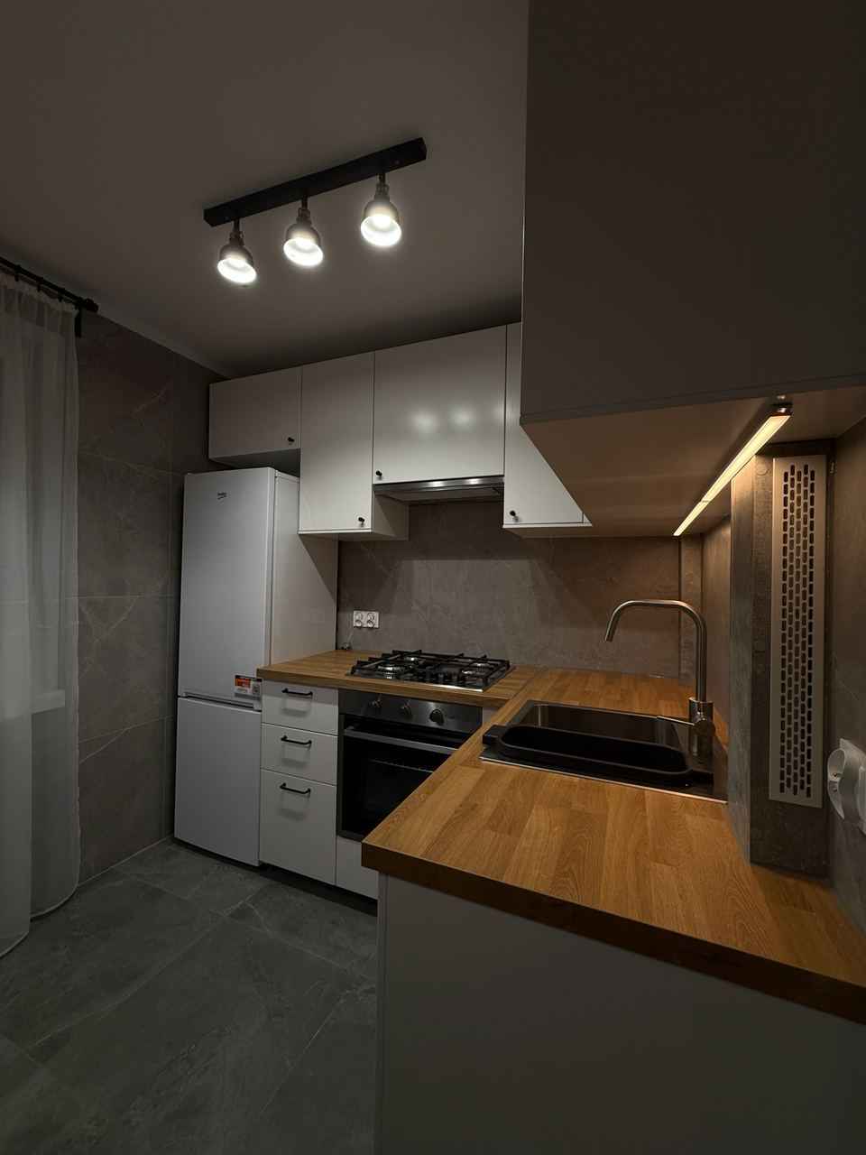 2pok, 49met, Okolice Kolejowej PO REMONCIE/BALKON (Wrocław) Stare Miasto - zdjęcie 6