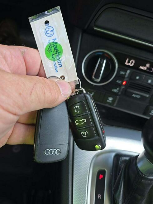 Audi Q3 Quattro / S-Line / niski przebieg Tarnów - zdjęcie 12