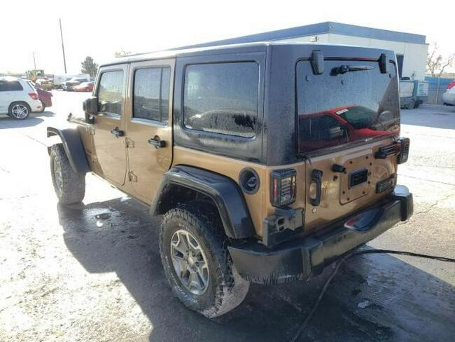 Jeep Wrangler Unlimited, 2015, 3.6L, 4x4, porysowany lakier Warszawa - zdjęcie 3