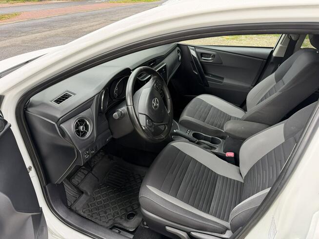 Toyota Auris 1.8 HSD 136KM  Serwisowany Kamera Ładny stan LIFT Otwock Mały - zdjęcie 8