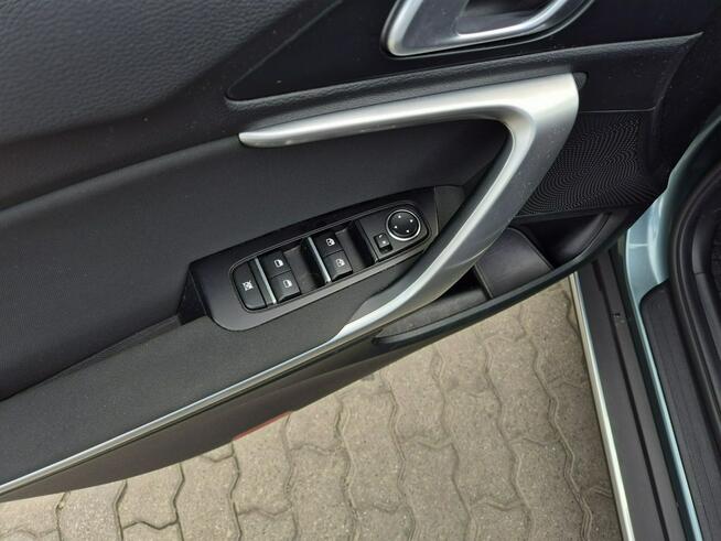 Kia XCeed 1,5 160 KM rezerwacja Poznań - zdjęcie 12