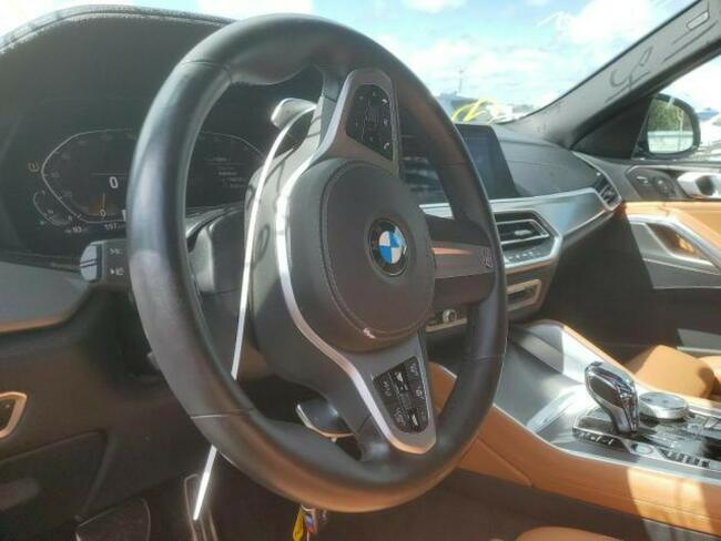 BMW X6 2022, 3.0L, 4x4, od ubezpieczalni Sulejówek - zdjęcie 9