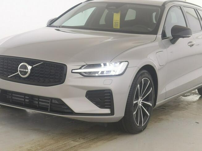 Volvo V60 T6 AWD Plus Dark MY 2025 Tychy - zdjęcie 8