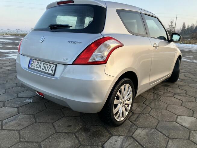 Suzuki Swift, Klimatronik, podgrzewane siedzenia z Niemiec Żnin - zdjęcie 3