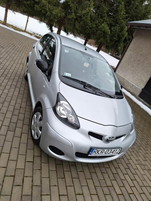 Toyota Aygo 2010r Chlebna - zdjęcie 3