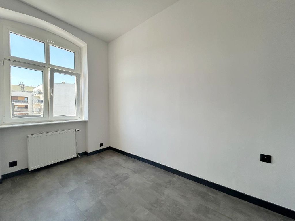 Przestronne mieszkanie w kamienicy - po remoncie! Jeżyce - zdjęcie 9